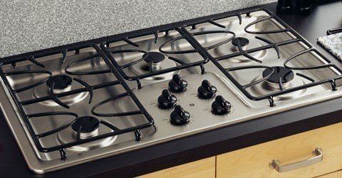 GE : JGP630SEKSS 36in Built-In Gas Cooktop with 5 Sealed Burners - Stainless Steel.